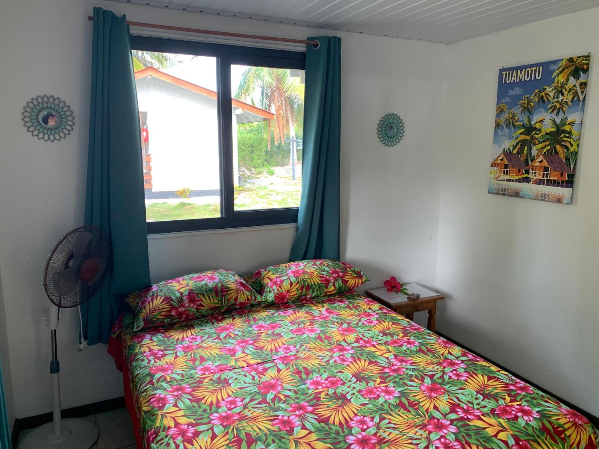 Отель Korikori House Fakarava II Rotoava Экстерьер фото
