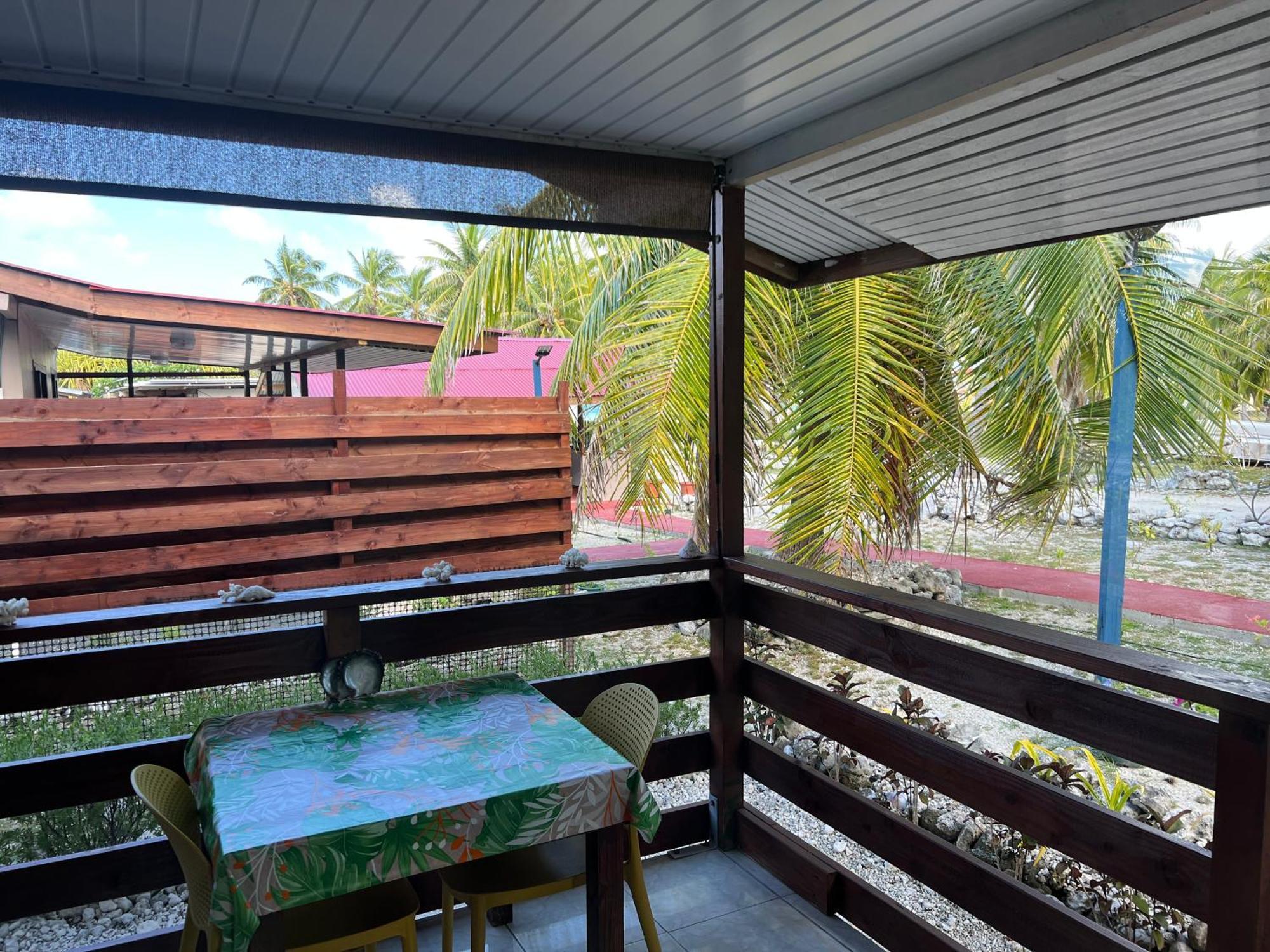 Отель Korikori House Fakarava II Rotoava Экстерьер фото