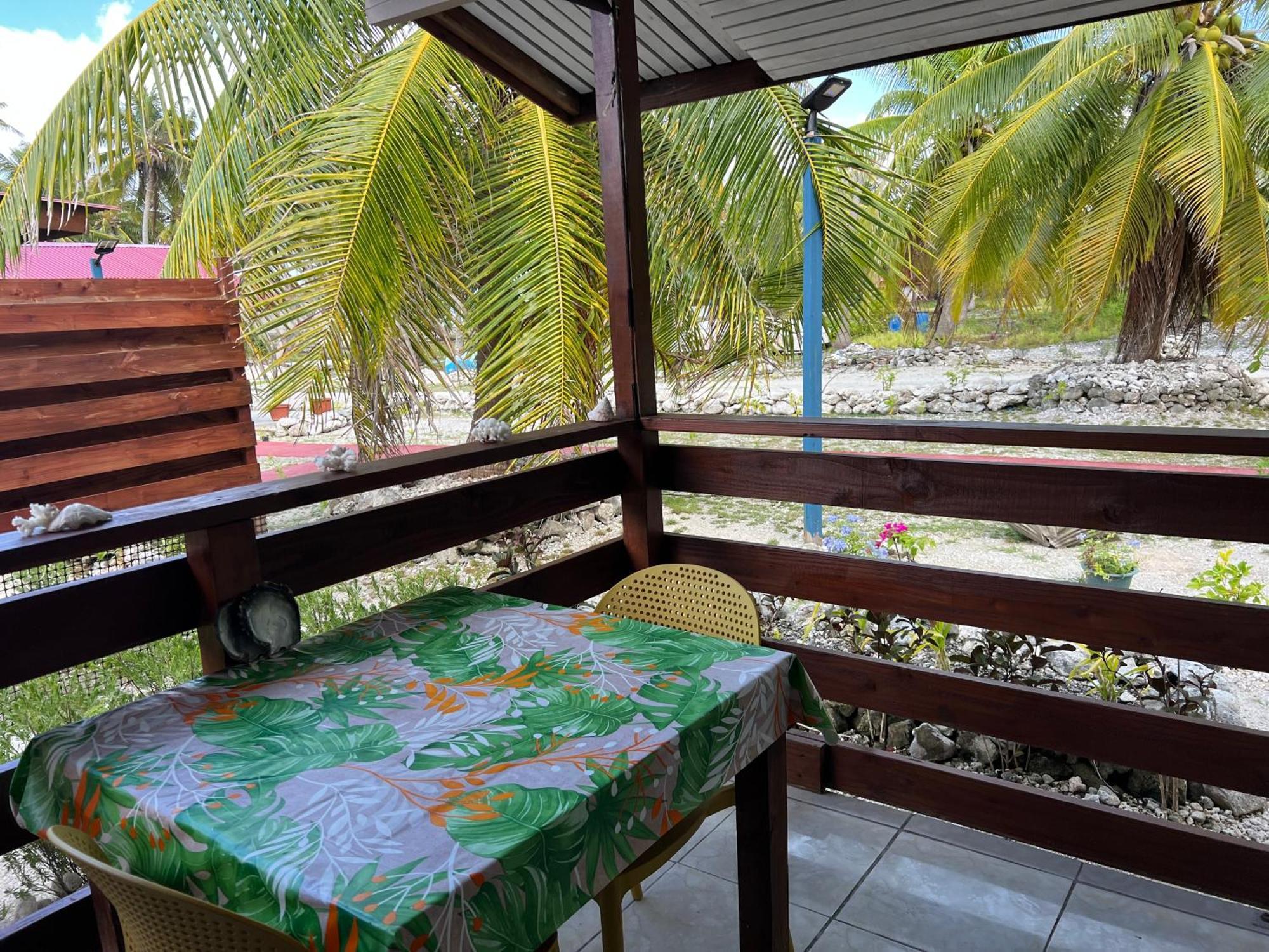 Отель Korikori House Fakarava II Rotoava Экстерьер фото
